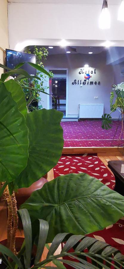 Hotel All Times Timisu de Jos Bagian luar foto