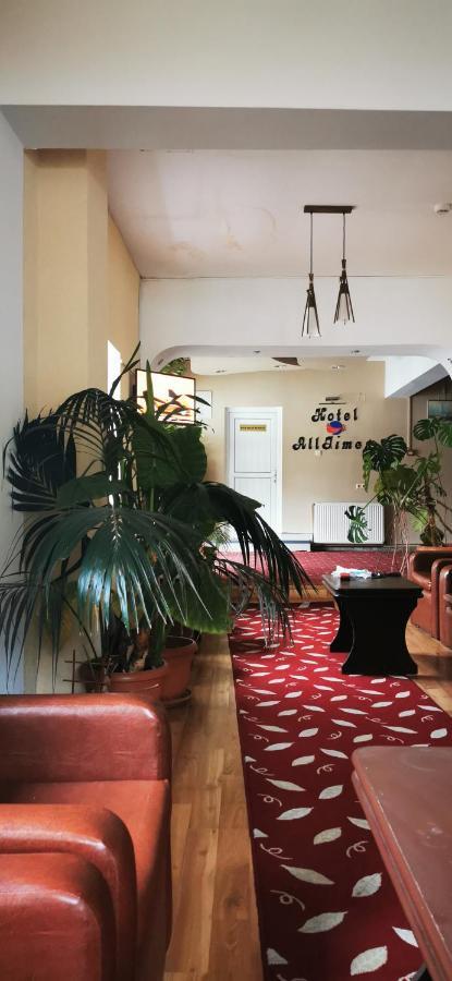Hotel All Times Timisu de Jos Bagian luar foto